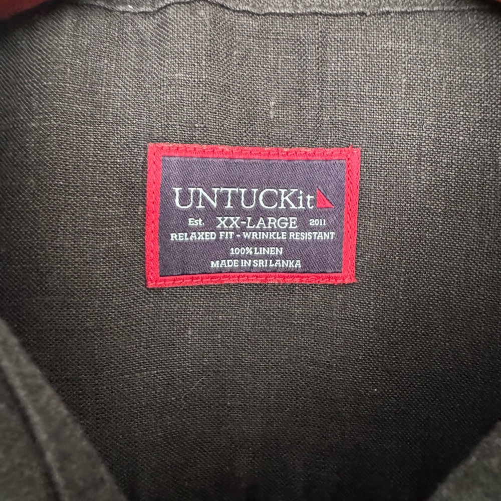 Men's UNTUCKit Black Linen Button-Up Shirt - Picture 2 of 3